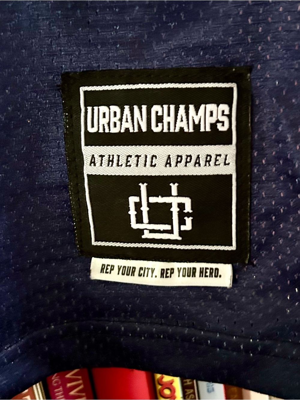 NWT UConn Paige Bueckers 5 Urban Champs Official NIL Basketball Jersey Small - Picture 3 of 8